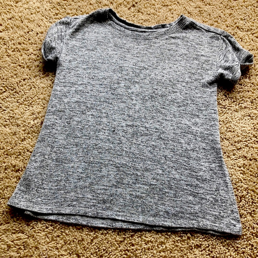 Kids size 6-7 grey dip t-shirt